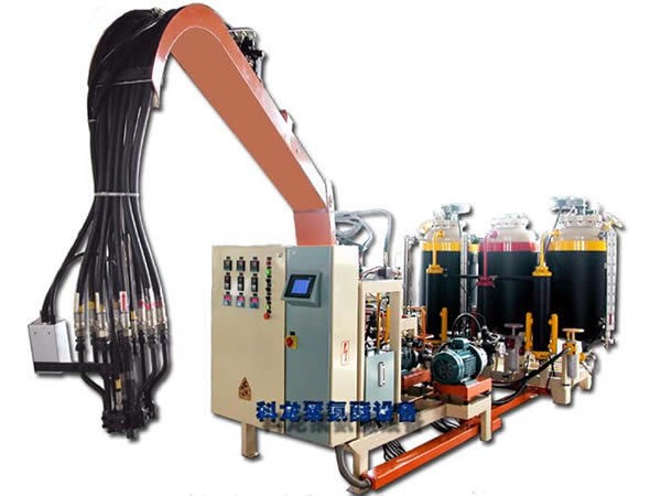高壓發(fā)泡機(jī)：KL3系列二次混合型三組分高壓發(fā)泡機(jī)